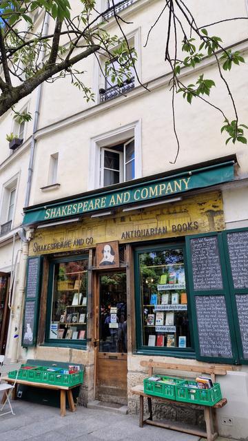 Shakespeare and Company bookstore in Paris