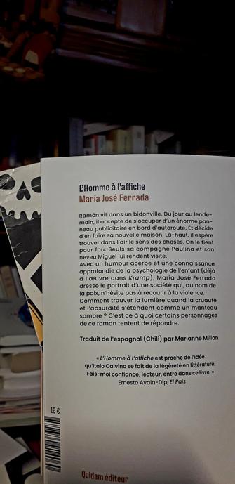 4ème de couverture du livre de María José Ferrada, " L'homme à l'affiche ". Quidam éditeur.