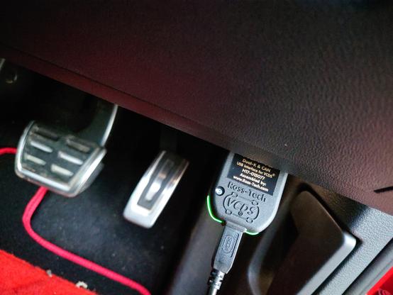 VCDS hexnet connector in OBD2 socket of Golf GTI MK7,5