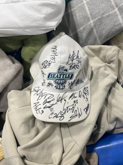 Thunderbirds signatures