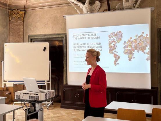 Guest lecture from Dr. Petra Tlčimuková