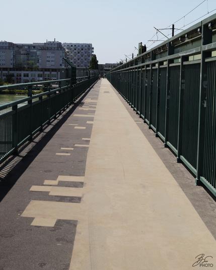 Walkway to Geometry