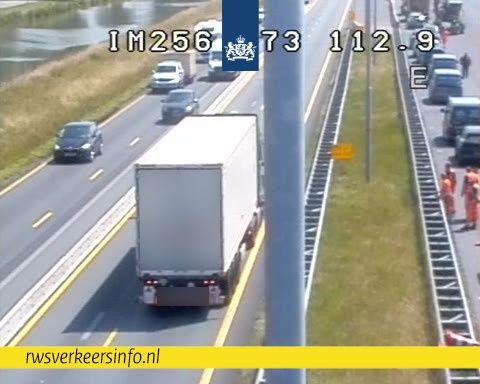Vrachtwagen met pech op de A73