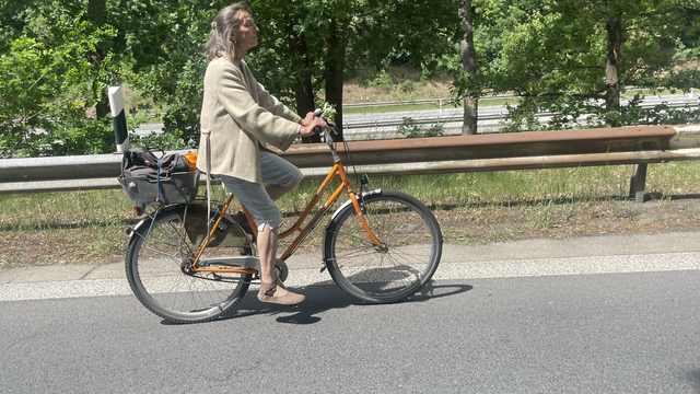 Im Alltägliche öffentliche  Radverkehr Darf wirklich niemand verdrängt werden- Grüsse nach Berlin