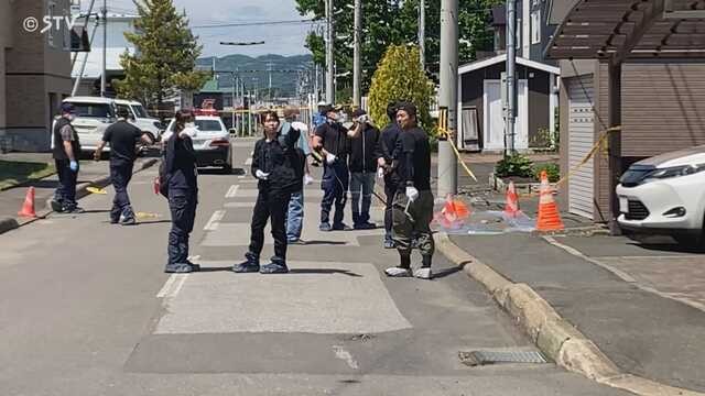 【速報】警察官が拳銃を発砲　男が刃物持って威嚇…殺人未遂の事件現場で　弾は男の左太もも貫通　 北海道 ｜ ニュース ｜ ＳＴＶ札幌テレビ