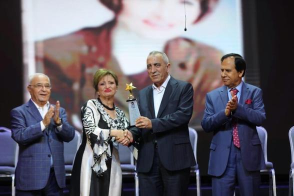 تكريم للفنانة الدكتورة مجد القصص تحت عنوان خمسون عامًا من المسرح