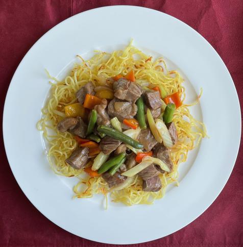 Beef Fried Noodles with Sticky Savoury Sauce