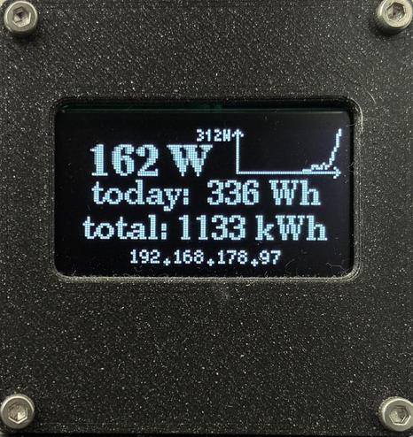 OpenDTU Box zeigt 162W Leistung an.