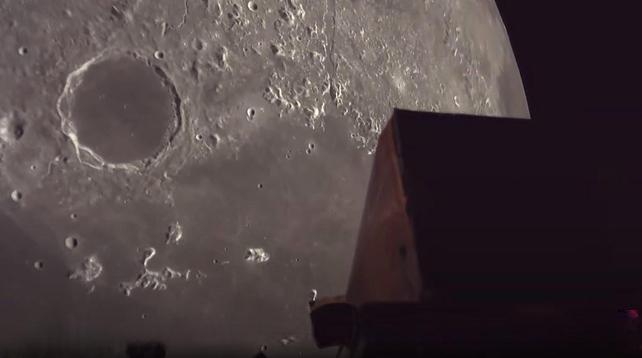 IT: immagine da un video pubblicato da ispace che mostra il Mare Frigoris da un'orbita di 100 Km durante la seconda missione di allunaggio.
Credito: ispace.

EN: still frame from an ispace video picturing Mare Frigoris from a 100 Km orbit, during the second Moon landing mission.
Credit: ispace.