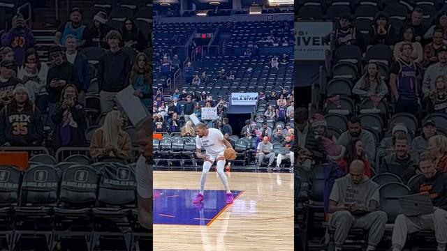 Spinning pull-up jumpers with KD 🏀🌀#KevinDurant #Phoenix #Suns #Basketball #NBA #Pregame #Warmups