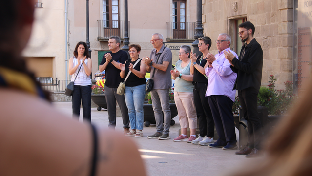 Concentració de rebuig a l'agressió homòfoba a Cervera (ACN/Alba Mor)