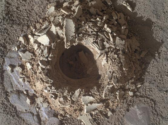 MSL_-_Sol_4568_-_MAHLI_-_White_Balanced_(54585484881).jpg