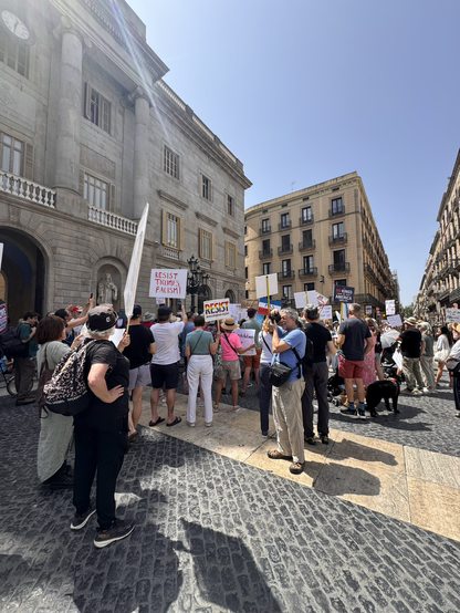 Protesters against Trump in Barcelona. No dictators!