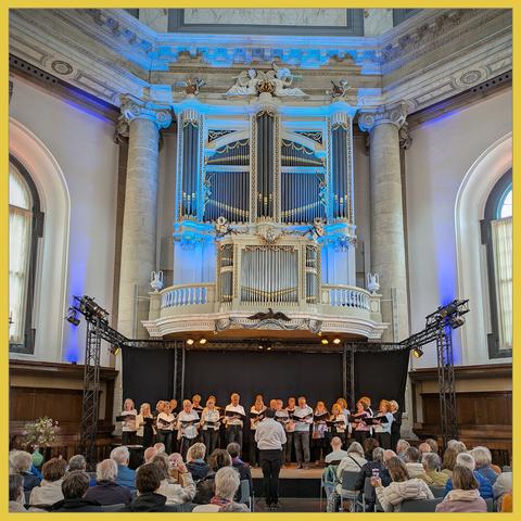 KAT koor ('choir of all times') in the Oostkerk