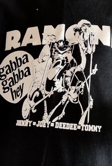 Ramones-teepaita