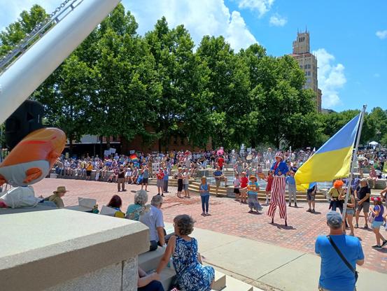 Crowd grows at 2nd No Kings Asheville rally