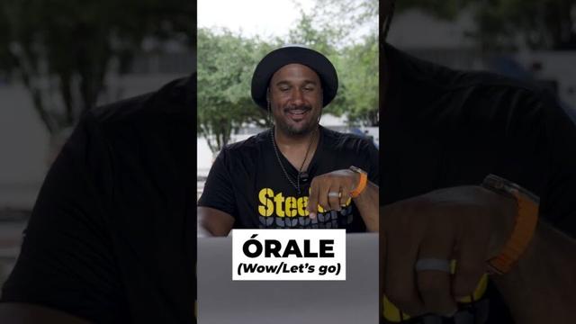 Max Starks & Vince Williams attempt to pronounce words & expressions in Spanish #steelers #nfl