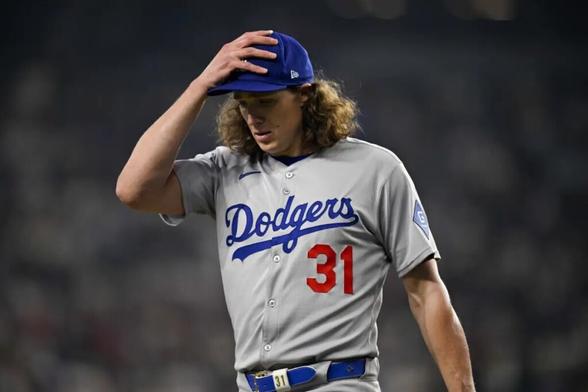 Dave Roberts Says Tyler Glasnow's Return Timeline Will Be 'Tricky' for Dodgers