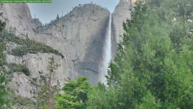 This webcam, located at about 8,000 feet in elevation, shows Half Dome and the surrounding high country.
This webcam image is provided courtesy of Yosemite Conservancy.