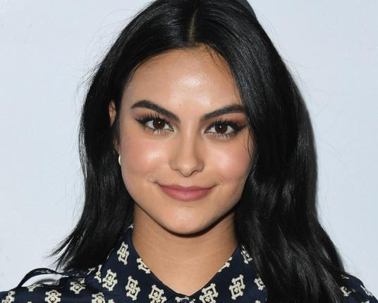 Camila Mendes