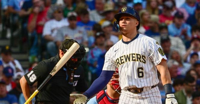 Brewers can’t capitalize on comeback opportunities, fall 8-5