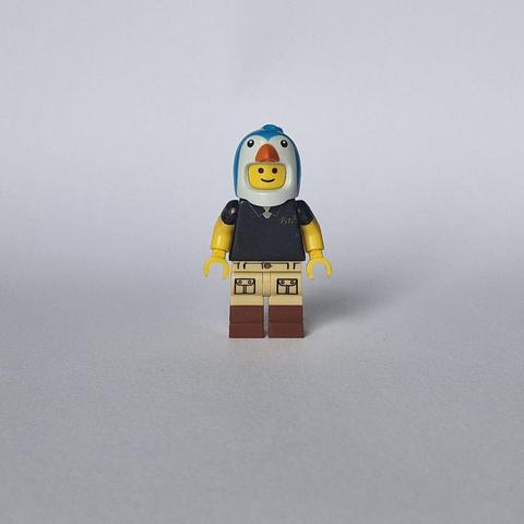 Lego Pete Carrier looking very smart in a hat.