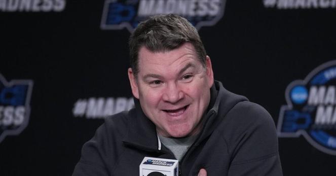 Tommy Lloyd discusses Arizona Wildcats men’s basketball’s ‘moving parts’ since 2024-25 ended