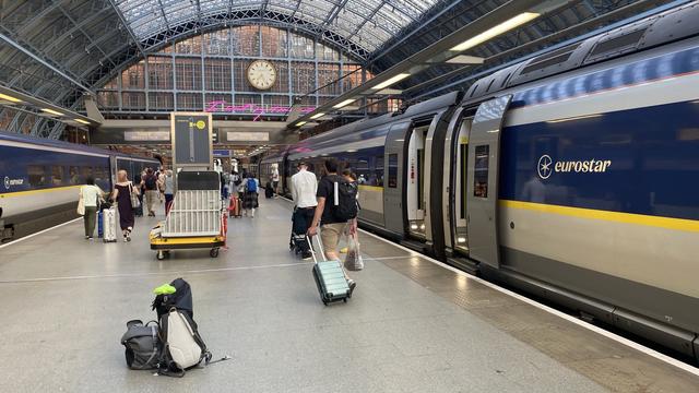 Arriving in London St. Pancras International, my brompton still with its black cover