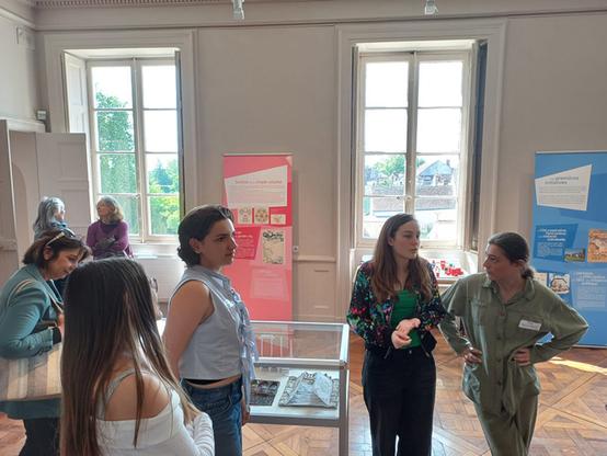 « Les cités-jardins, une certaine idée du bonheur » : un projet artistique et interdisciplinaire au Palais du Roi de Rome à Rambouillet (78), avec les élèves du lycée Louis-Bascan.