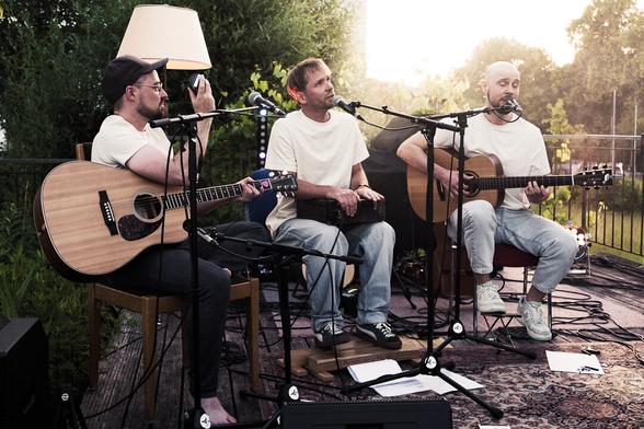 Lukas Staudinger et al. @we_love_silence beim Terrassenkonzert im @okh_vb.
