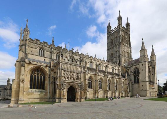 Photo of Gloucester cathedral today