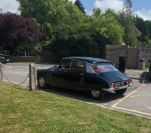 Citroen ds from behind