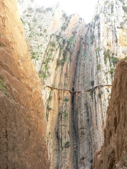 Caminito-del-Rey-chemin-le-plus-dangereux-du-monde-1