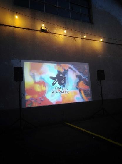 Videoproiezione di corti animati - in cortile al circolo Arci