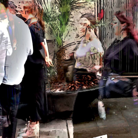 Barcelona digital edited street photography, made with the GNU Image Manipulation Program + G'MIC-Qt filters.