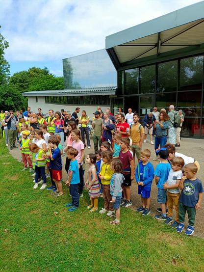 Après le parcours tout le monde était réuni pour un mot de l'association et la mairie.