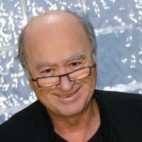 GEORGES WOLINSKI 
« Je n'ai jamais eu confiance dans les gens qui veulent qu'on leur fasse confiance. »