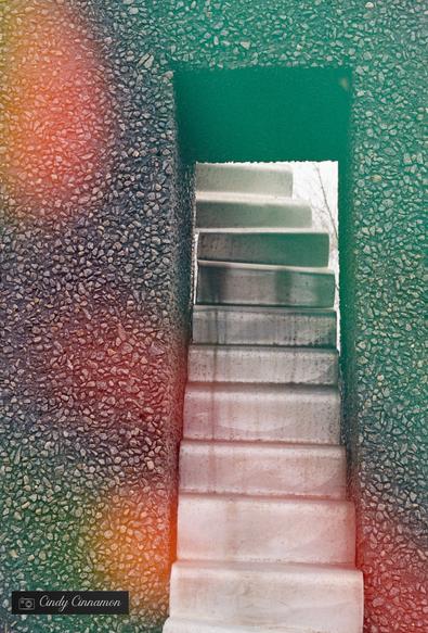 Structure artistique dans le secteur de Limoilou à Québec photographié par Cindy Cinnamon