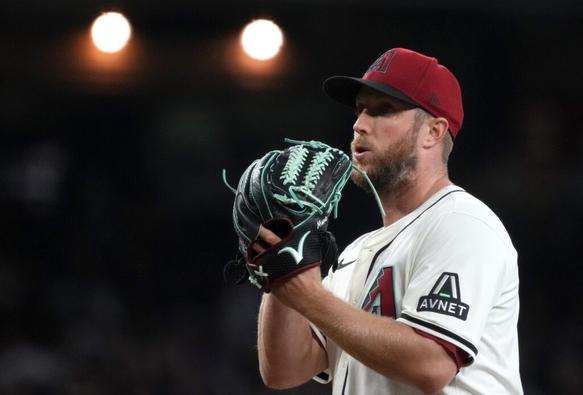 Merrill Kelly's Unusual Struggles Derail Diamondbacks' Father's Day Dreams