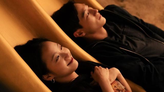 映画『ラブ・イン・ザ・ビッグシティ』イ・オニ監督に訊く──「世界が変わってほしいと望む人々に希望を伝えたかった」【プライド月間 2025】 | Vogue Japan