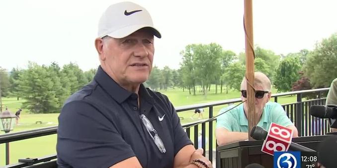 Auriemma headlines charity golf event in Hartford