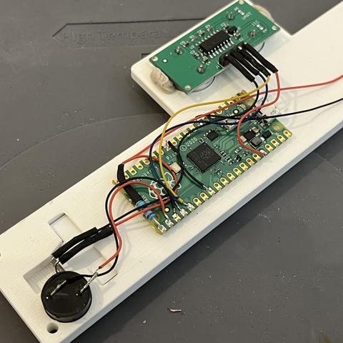 Raspberry Pi Pico, buzzer and ultrasonic sensor