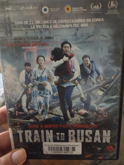 Portada de un dvd de train to Busan, sacado de una biblioteca