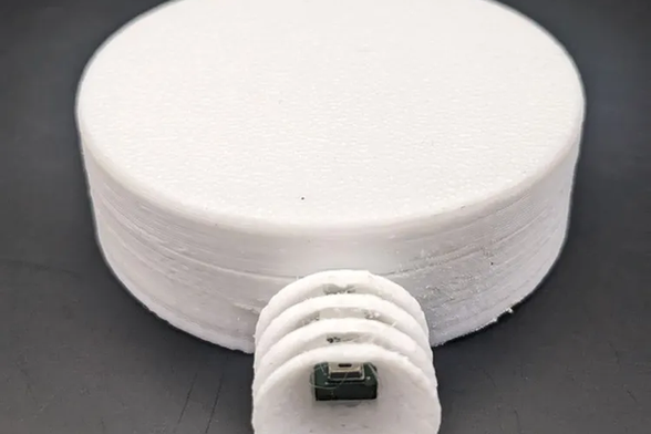 Outdoor ZigBee temperature and humidity sensor