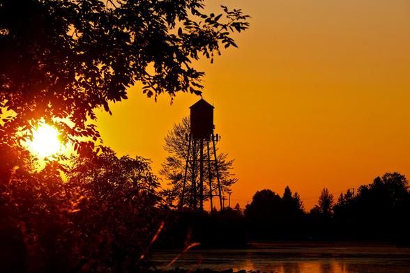 Sunset at the Water Tower at Cheadel Lake, Lebanon, OR