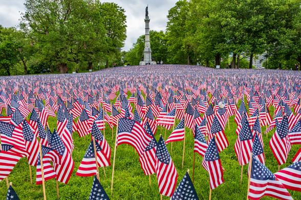 Thousands of flags on the Boston Common below the Soldiers and Sailors Monument.
© Tom Goetz. All rights reserved. Training an AI on this image is expressly forbidden.
