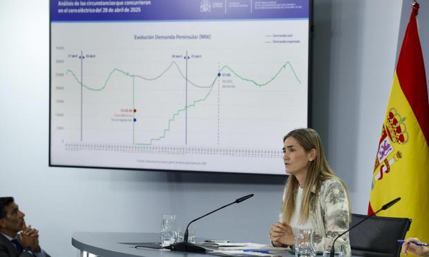 La vicepresidenta tercera y ministra para la Transición Ecológica y el Reto Demográfico, Sara Aagesen, este martes. (EFE/ JJ Guillén)