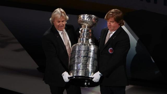 How much does Stanley Cup weigh? Facts about famed trophy
