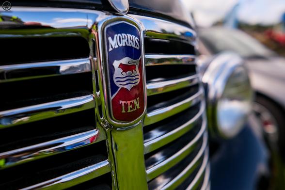 morris car grill and badge