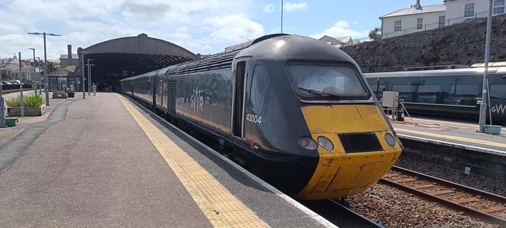 HST / class 43 at Penzance station
